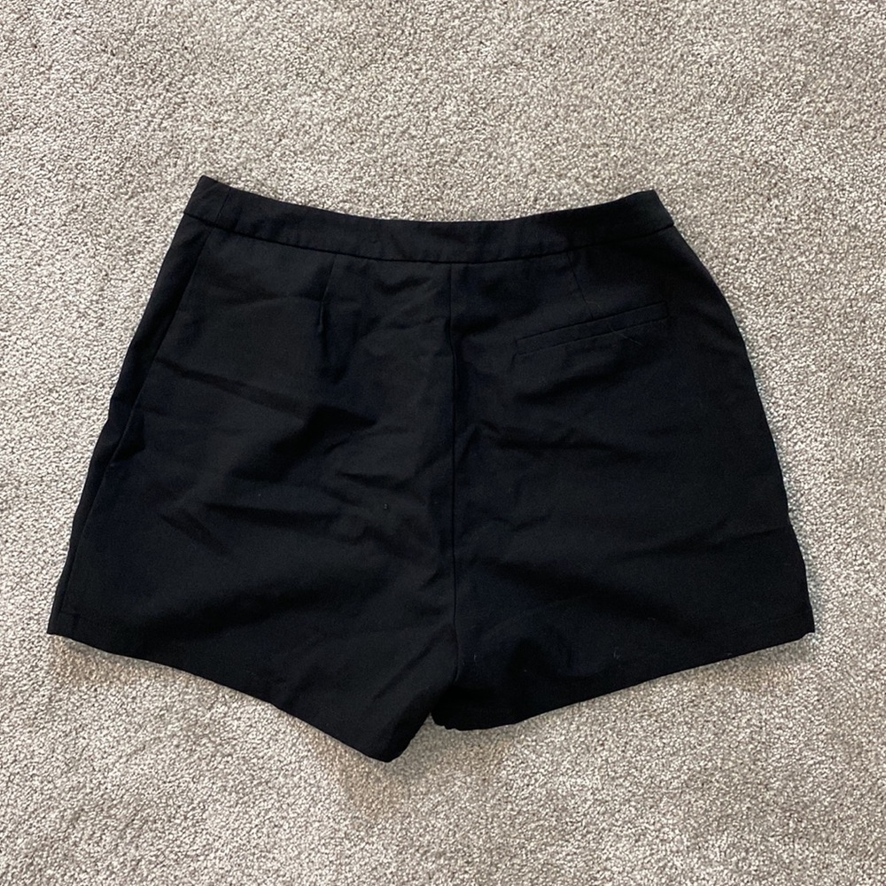 Next shorts - Picture 2 of 5
